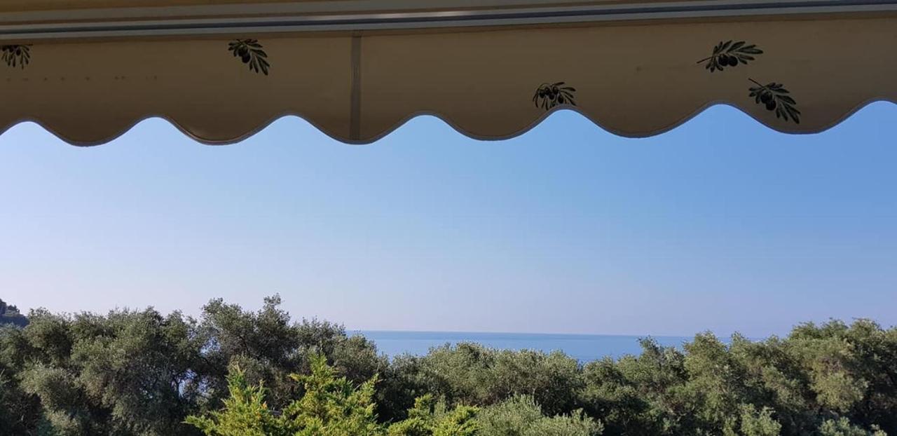 Diogenis Parga Studios Bagian luar foto