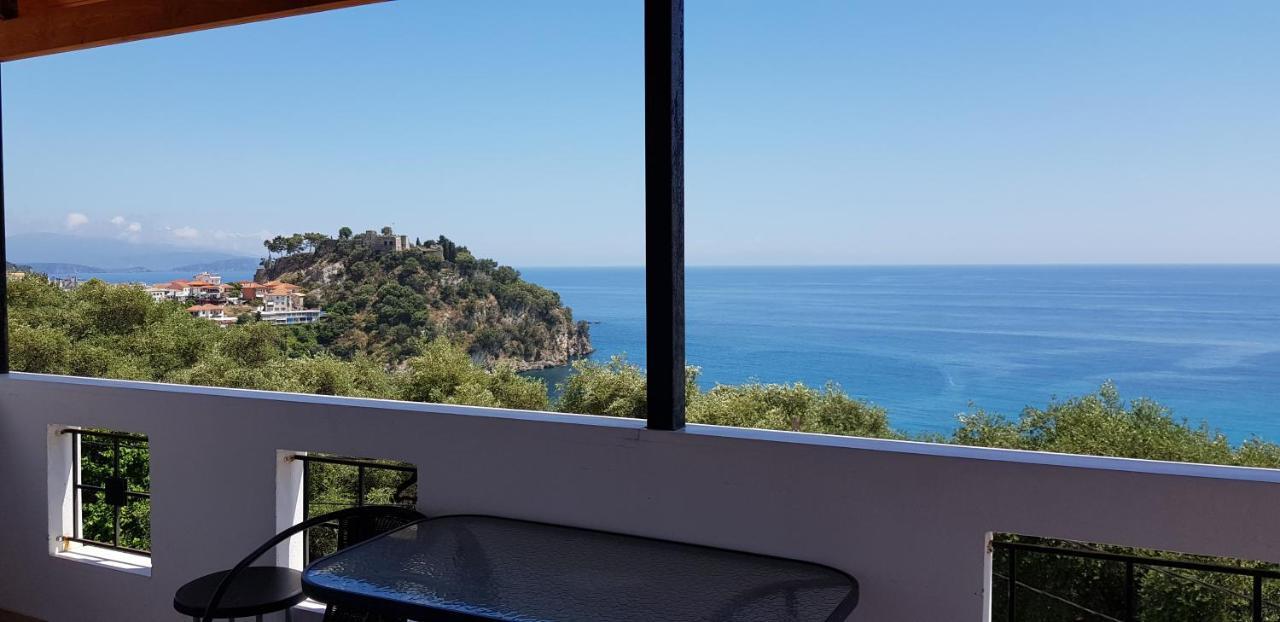 Diogenis Parga Studios Bagian luar foto