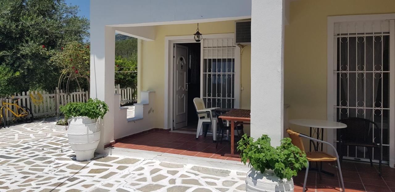 Diogenis Parga Studios Bagian luar foto